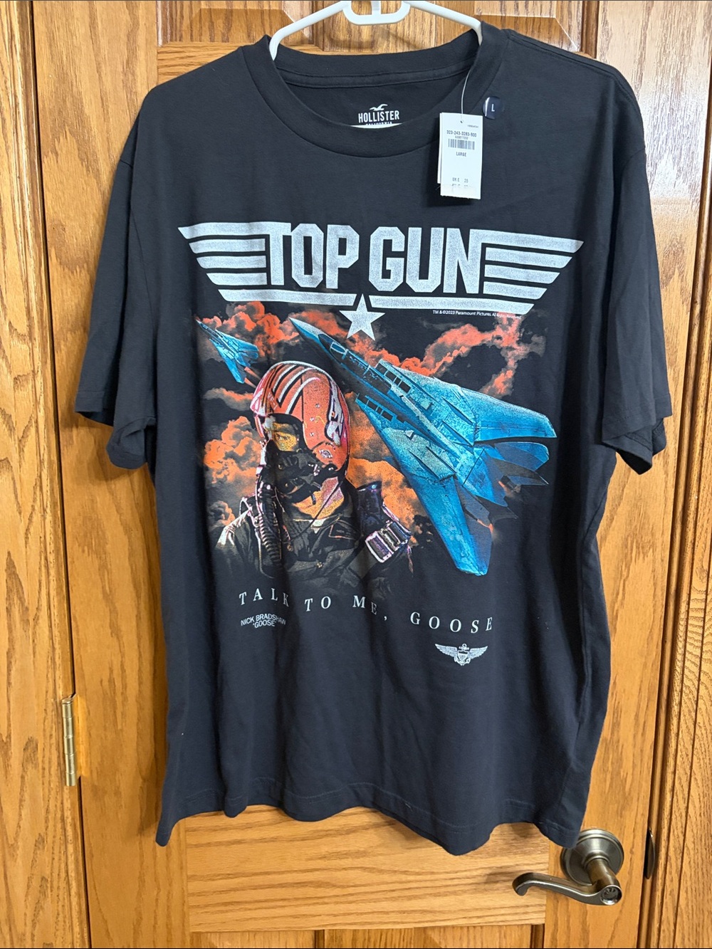 NWT❗️Hollister Black 'Top Gun' Graphic Tee with Blue Jet and Red Helmet
